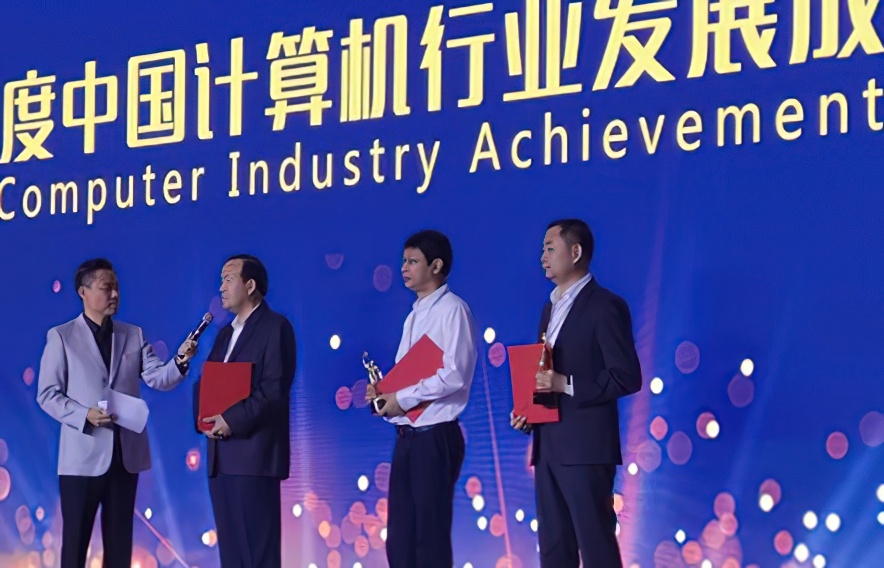 Jackson Wang, presidente di Ninstar Corporation ha vinto il "Achievement Award of Entrepreneurs"